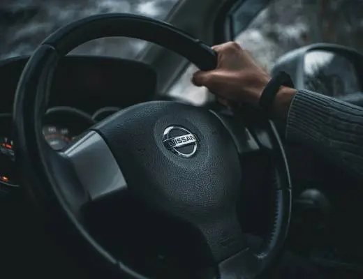Nissan to offer early retirements in Japan
