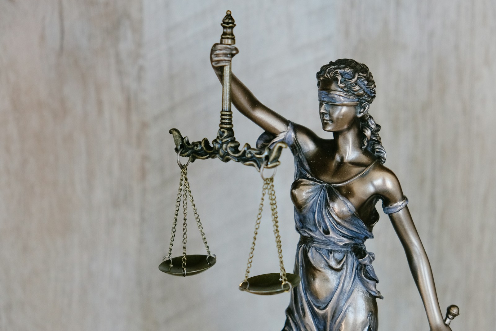 Common Legal Mistakes Entrepreneurs Make and How to Avoid Them