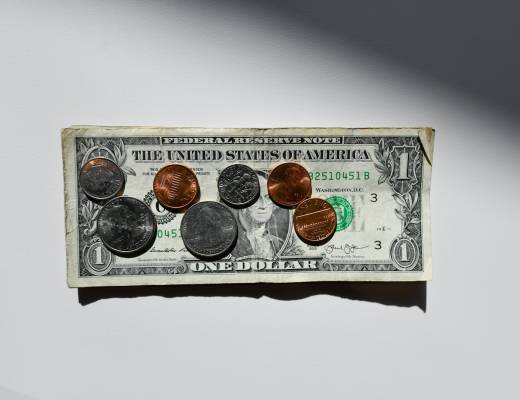 Billionaire Inheritance Battle Raises Wealth Distribution Questions