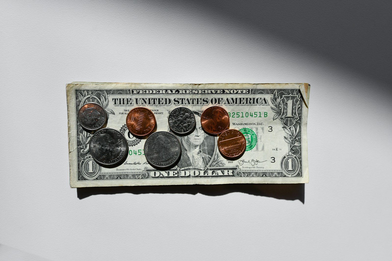 Billionaire Inheritance Battle Raises Wealth Distribution Questions