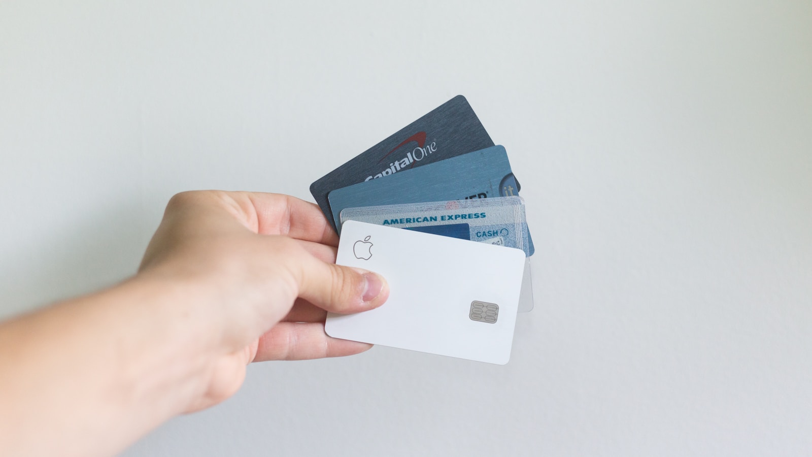 Credit Card Debt Crisis Worsens as Delinquencies Rise