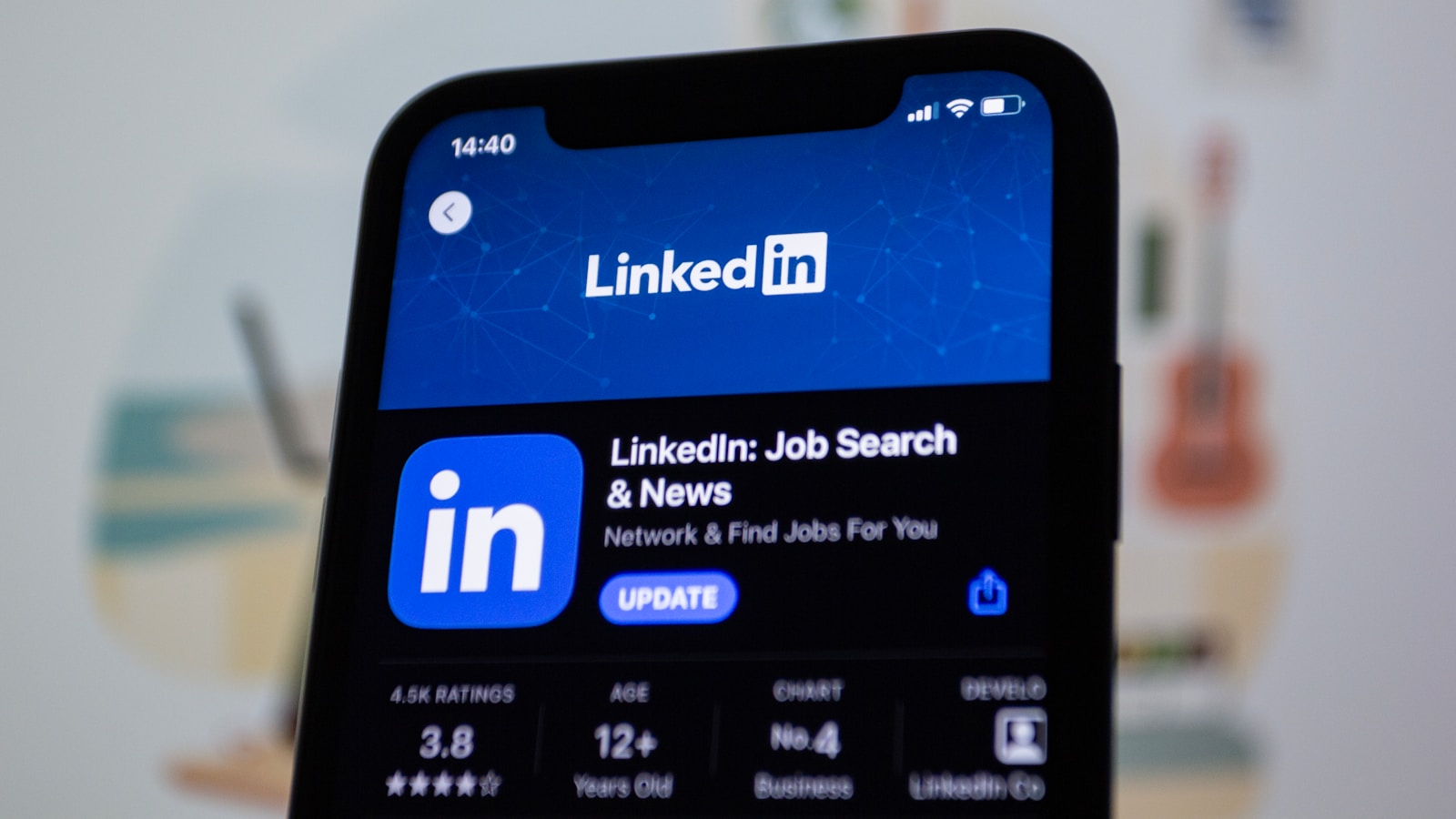 How to Build a LinkedIn Profile That Showcases Your Brand and Skills