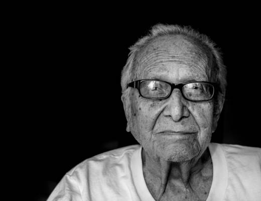 How to Choose Between Roth 401(k) and Roth IRA for Retirement