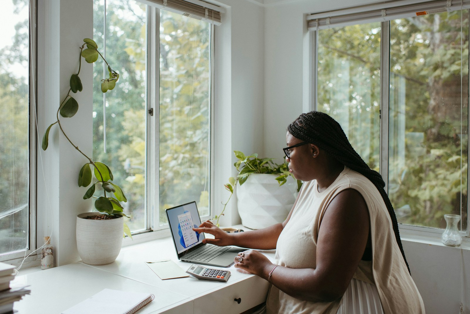 Remote Work Requires New Management Approaches, Research Shows