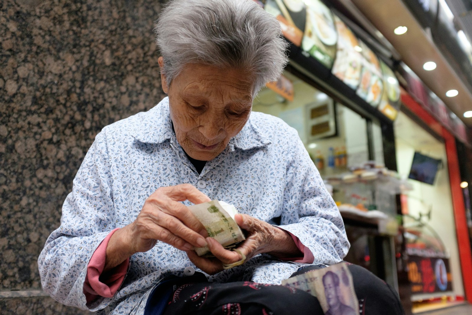 Social Security Benefits Fall Short for Basic Needs, Study Finds