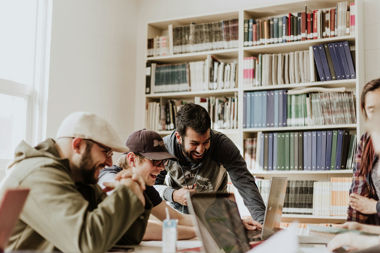 Study Reveals Why Workplace Help Often Falls Short