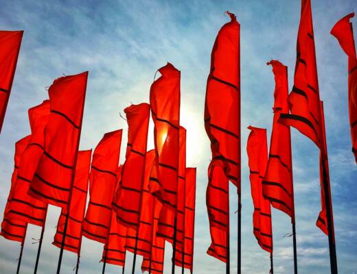 financial red flags for investors