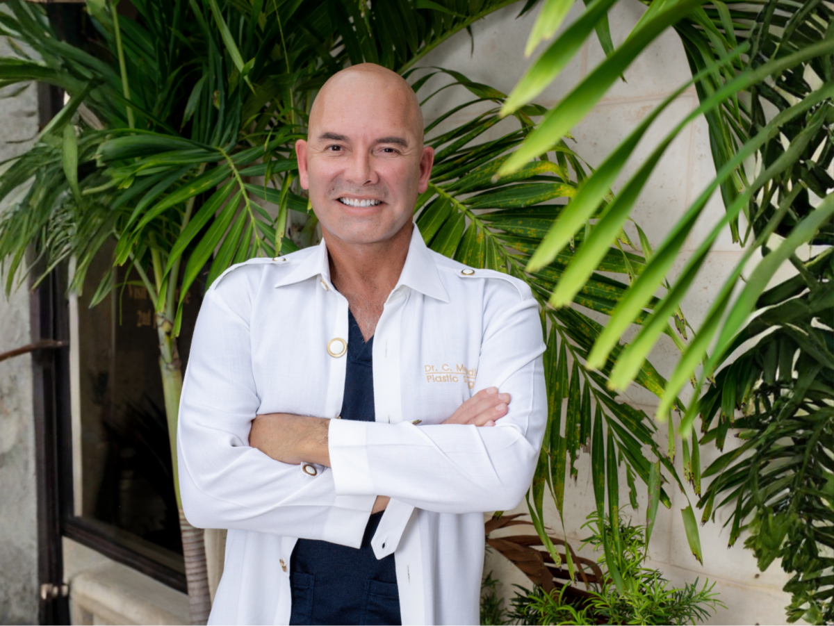 Image of Dr. Constantino Mendieta; peptide therapy